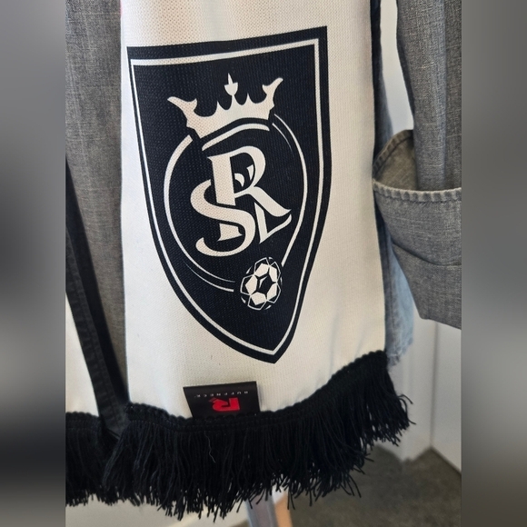REAL SALT LAKE SOCCER RAINBOW SCARF LIMITED EDITION PRIDE FRINGE REVERSIBLE OS - Picture 3 of 16